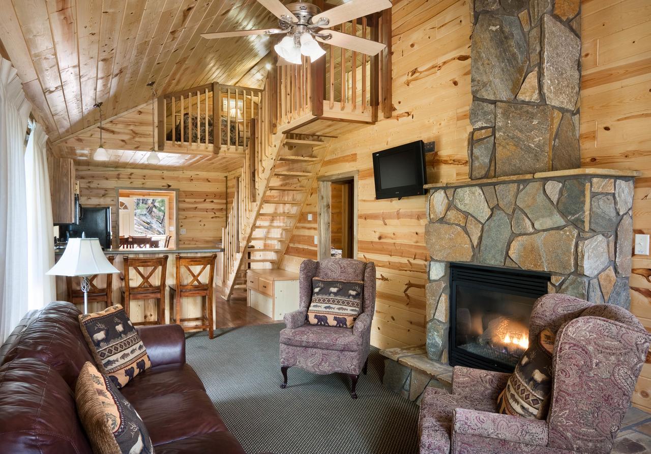 Rock Crest Lodge & Cabins Къстър Екстериор снимка