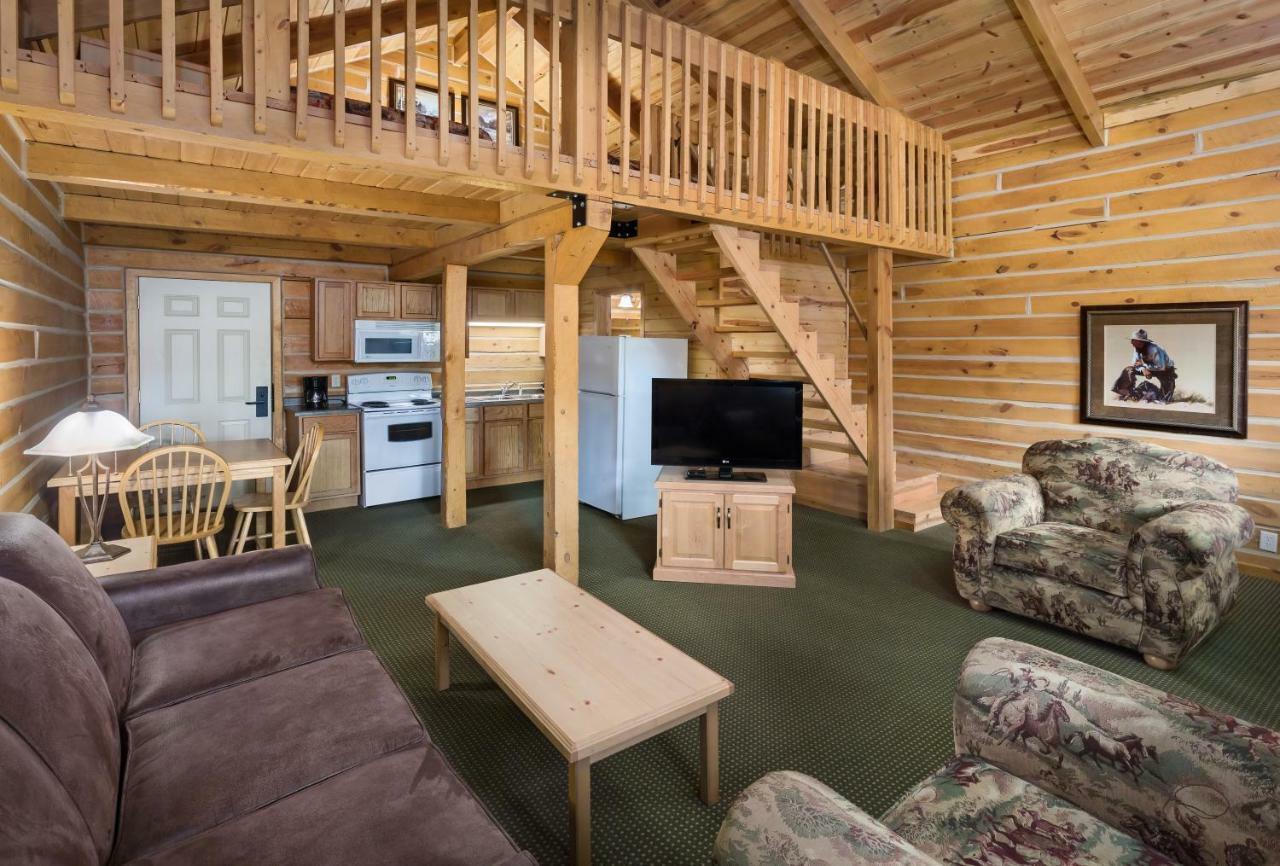 Rock Crest Lodge & Cabins Къстър Екстериор снимка